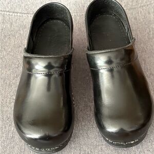 Sanita Professional Black Clogs size 37